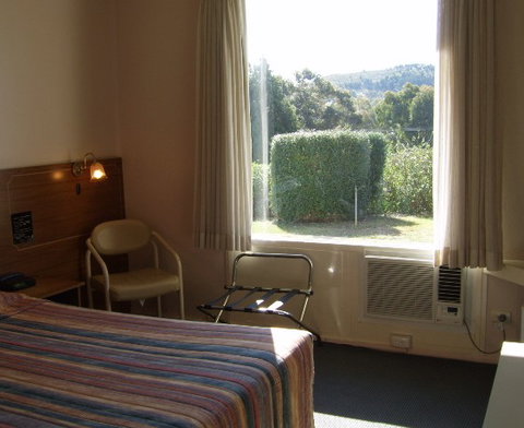 Garden Motor Inn - Accommodation BNB 4