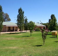 Narrandera Caravan Park - Accommodation BNB