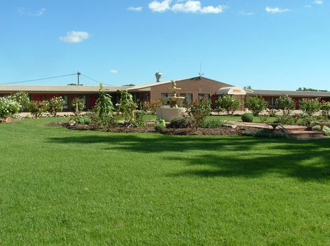 Newell Motor Inn - Accommodation BNB 0