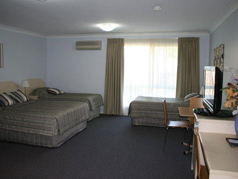 Tuckerbox Motor Inn - Accommodation BNB 2