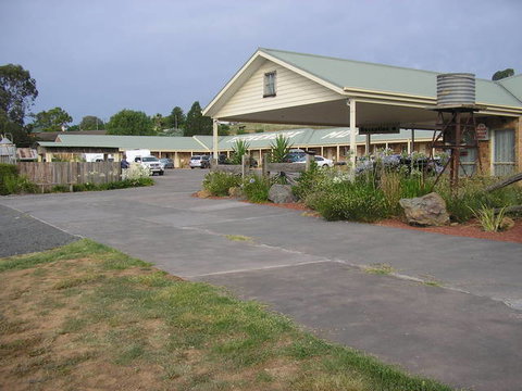 Tuckerbox Motor Inn - Accommodation BNB 6