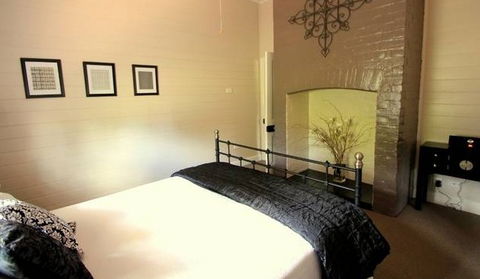 Annie's Folly Boutique Accommodation - Accommodation BNB 1