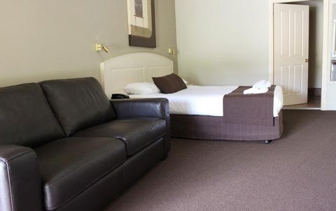 Bowen Inn - Accommodation BNB 1