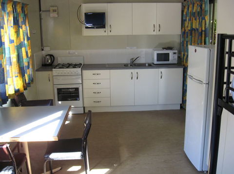 Hillcrest Holiday Park - Accommodation BNB 1