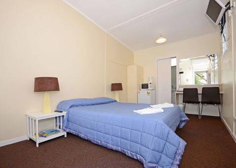 Ned Kellys Motel - Accommodation BNB 2