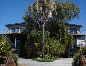 Shutters On The Beach - Accommodation BNB 1