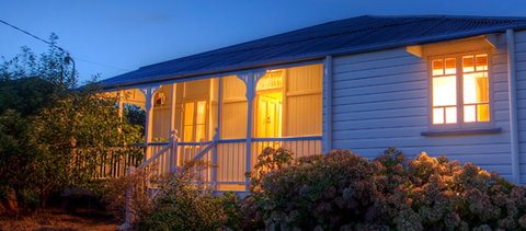 Apple Blossom Cottage - Accommodation BNB 3