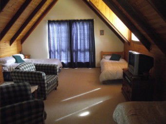 A Little Bit Of Heaven - Holiday Home - Accommodation BNB 3