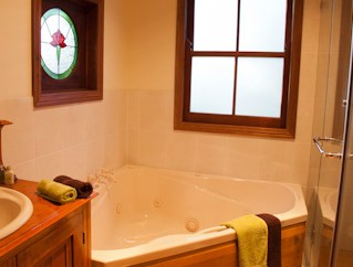 Homewood Cottages - Accommodation BNB 3