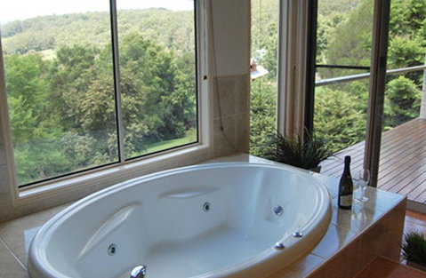 Ravensbourne Escape Kookaburra Kottage - Accommodation BNB 0