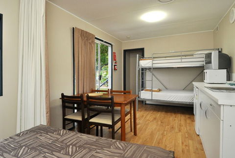 Nobby Beach Holiday Village - Accommodation BNB 2