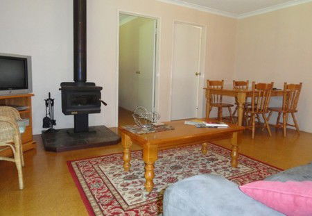 Tinglewood Cabins - Accommodation BNB 1