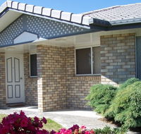 Cedar Lodge Holiday Units - Accommodation BNB