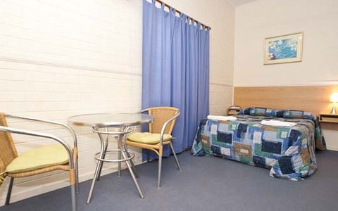 Carrington Hotel - Accommodation BNB 1