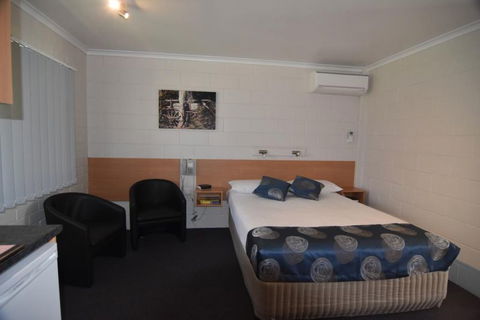 Billabong Motor Inn - Accommodation BNB 1