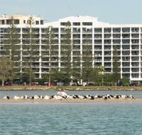 Ramada Resort Golden Beach - Accommodation BNB