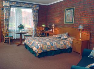 Sovereign Park Motor Inn - Accommodation BNB 0
