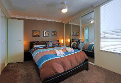 Burleigh Beach Tower - Accommodation BNB 5