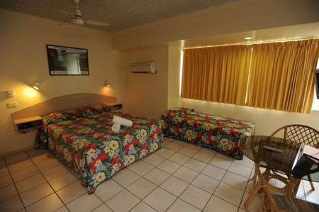 Hides Hotel Cairns - Accommodation BNB 2