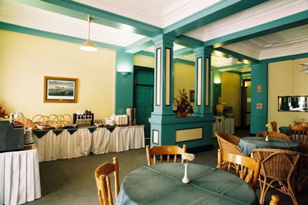 Hides Hotel Cairns - Accommodation BNB 4