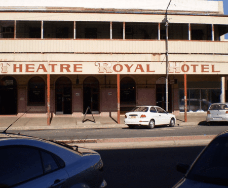 Theatre Royal Hotel - Accommodation BNB