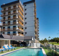 Coral Towers Holiday Apartments - Accommodation BNB