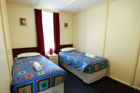 Park Avenue Holiday Units - Accommodation BNB 2