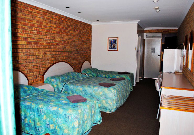 Outer Harbour QLD Accommodation BNB
