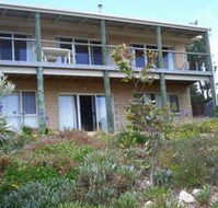 The Dog And Cockle Beach House - Accommodation BNB
