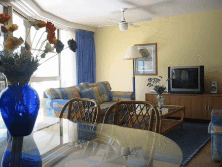 Beachcomber On The Spit - Accommodation BNB 2