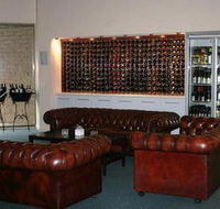 International Motor Inn - Accommodation BNB