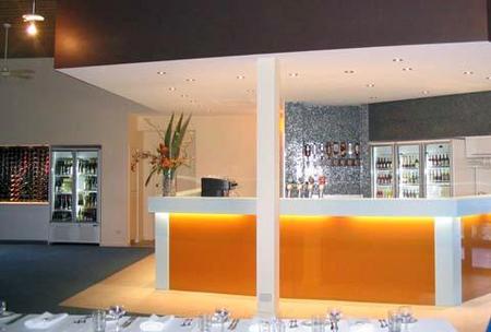 International Motor Inn - Accommodation BNB 4