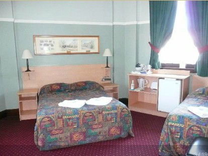 Boyles Hotel - Accommodation BNB 2