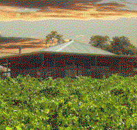 Mclaren Ridge Log Cabins