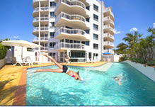 Beachside Resort (kawana Waters) - Accommodation BNB 1