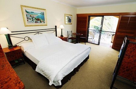 Palm Royale Cairns - Accommodation BNB 5