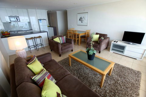 84 The Spit - Accommodation BNB 5