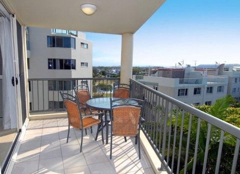 Excellsior Holiday Apartments - Accommodation BNB 1
