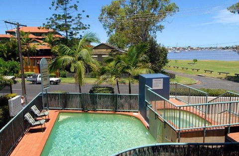 Excellsior Holiday Apartments - Accommodation BNB 4