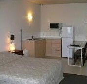 Sarina Beach Motel - Accommodation BNB 2