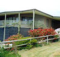 Currawong Holiday Home - Accommodation BNB