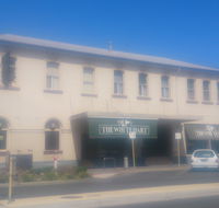 White Hart Hotel - Accommodation BNB