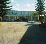 Troubridge Hotel - Accommodation BNB