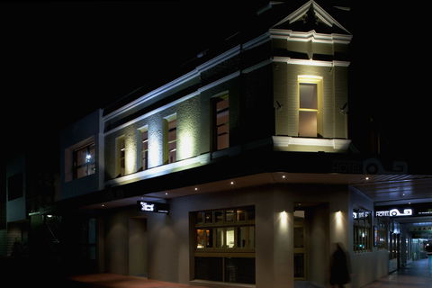 Crocodile Farm Hotel - Accommodation BNB 0