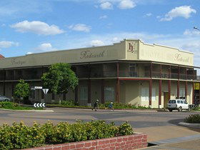 Redearth Boutique Hotel - Accommodation BNB 0