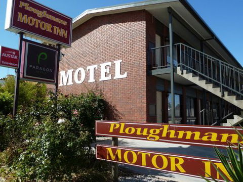 Ploughmans Motor Inn - Accommodation BNB 0