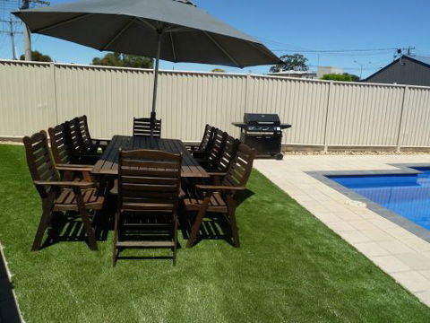 Ploughmans Motor Inn - Accommodation BNB 4