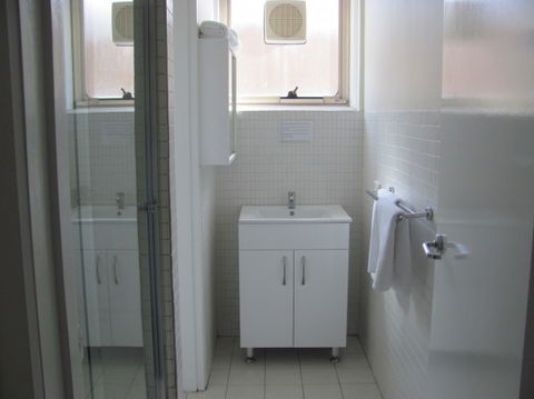 Apartments On Flemington - Accommodation BNB 4