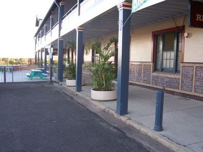 Crown Hotel Motel - Accommodation BNB 2