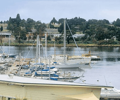Leisure Inns Waterfront Lodge - Accommodation BNB